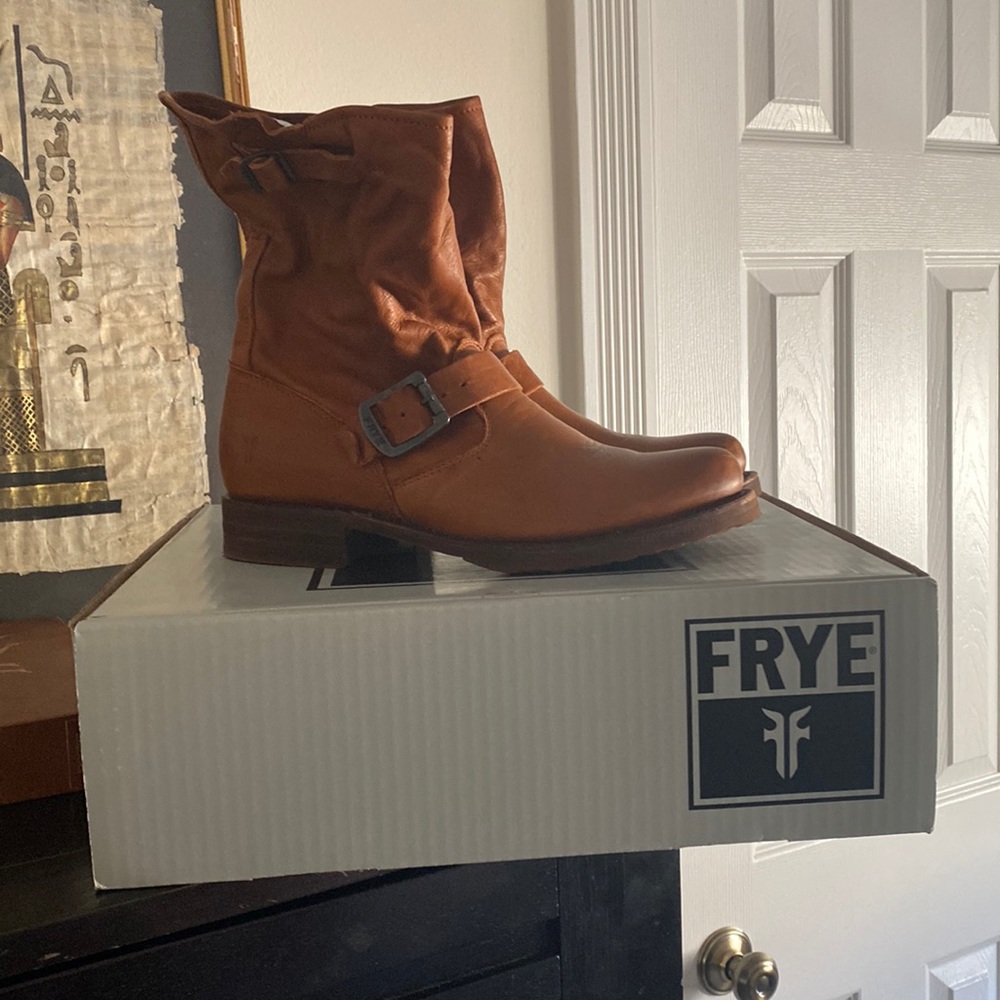 Gorgeous Frye boots.